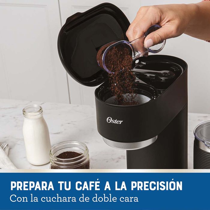 Oster Cafetera de 4 Tazas  Espresso y Cappuccino - Photura